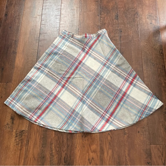 Vintage flannel wool blend skirt (size XS/S) brand: Changing Scene made in Japan - Picture 2 of 13